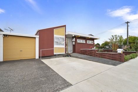 Photo of property in 10 Lambert Street, Marton, 4710