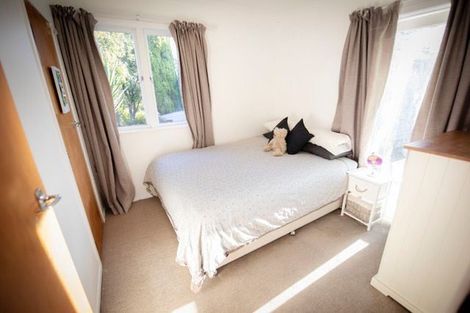 Photo of property in 15 Palmerston Road, Havelock North, 4130