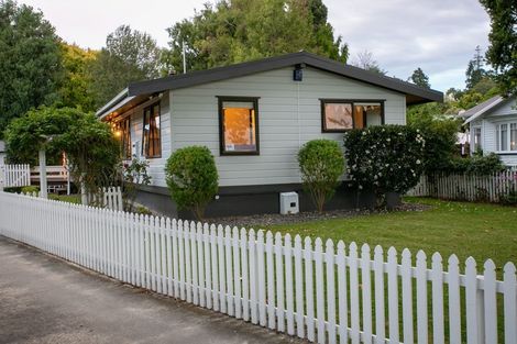 Photo of property in 37a Hall Street, Cambridge, 3434