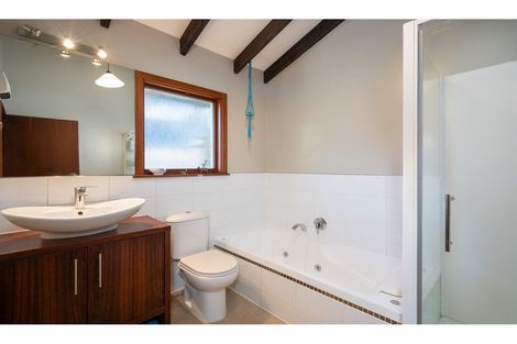 Photo of property in 156 Riverlaw Terrace, Saint Martins, Christchurch, 8022