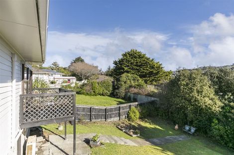 Photo of property in 21 Lynda Avenue, Paparangi, Wellington, 6037