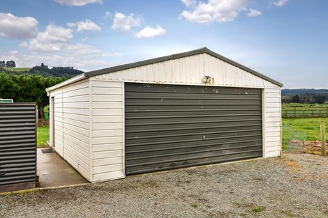Photo of property in 856 Hakataramea Highway, Waimate, 7977