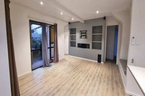 Photo of property in 2/24 Lancaster Road, Beach Haven, Auckland, 0626