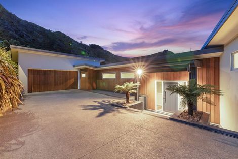 Photo of property in 28 The Terrace, Governors Bay, Lyttelton, 8971