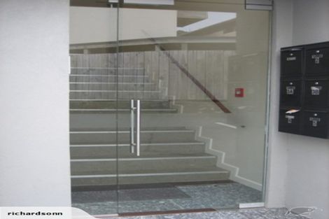 Photo of property in 25u1 Home Street, Mount Victoria, Wellington, 6011