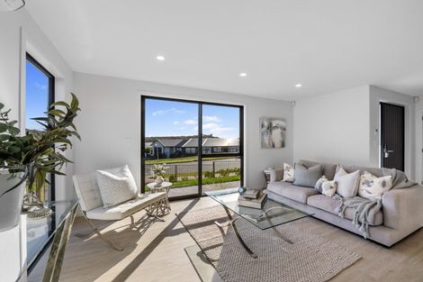Photo of property in 1 Kissling Terrace, Pyes Pa, Tauranga, 3112