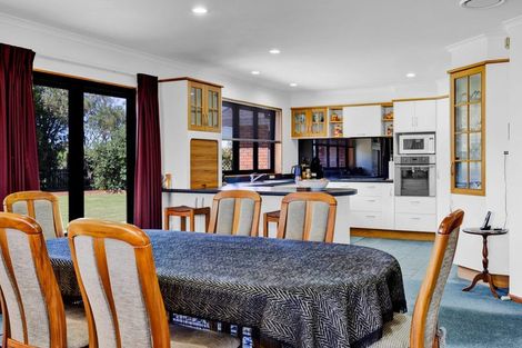 Photo of property in 268 Waihi Road, Hawera, 4673