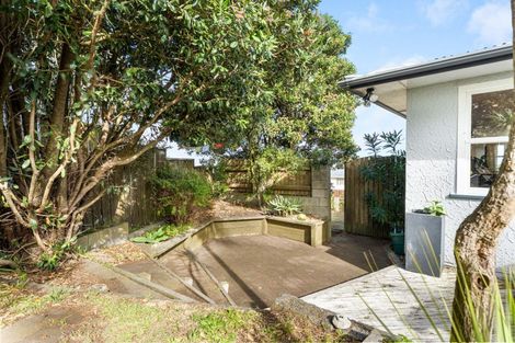 Photo of property in 6 Tainui Street, Castlecliff, Whanganui, 4501