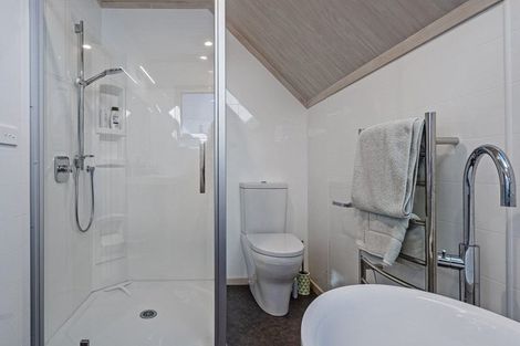 Photo of property in 34 Motuhoa Road, Tairua, 3508