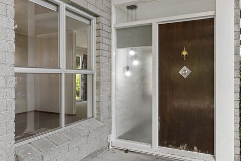 Photo of property in 9 Tawa Street, Inglewood, 4330