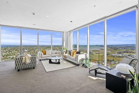 Photo of property in Sentinel Apartments, 2703/3 Northcroft Street, Takapuna, Auckland, 0622