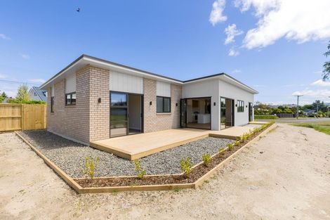 Photo of property in 20 Aubrey Crescent, Rainbow Point, Taupo, 3330