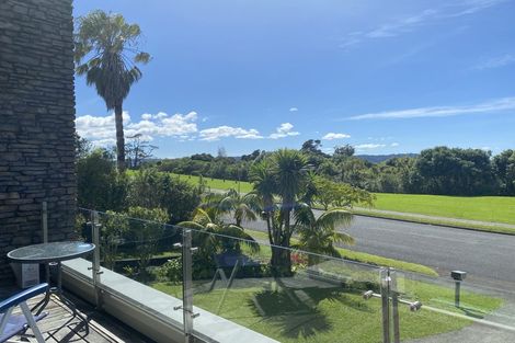 Photo of property in 47 Spinnaker Drive, Te Atatu Peninsula, Auckland, 0610