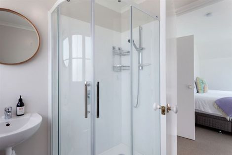 Photo of property in 33 Edgewater Grove, Whakatane, 3120