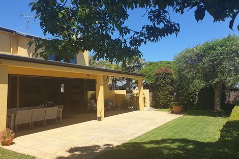 Photo of property in 10 Rays Way, Tuakau, 2121