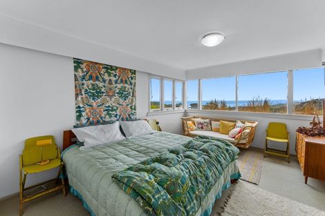 Photo of property in 27 Domain Crescent, Muriwai, Waimauku, 0881