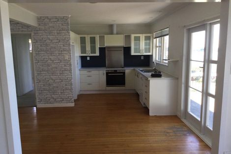 Photo of property in 32 Churchill Road, Judea, Tauranga, 3110