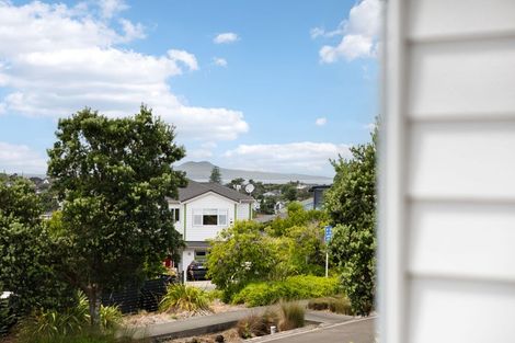 Photo of property in 74 Caldera Drive, Long Bay, Auckland, 0630