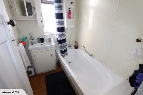 Photo of property in 1 May Road, Mangere East, Auckland, 2024