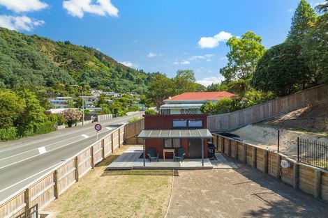 Photo of property in 37a Wairau Road, Picton, 7220