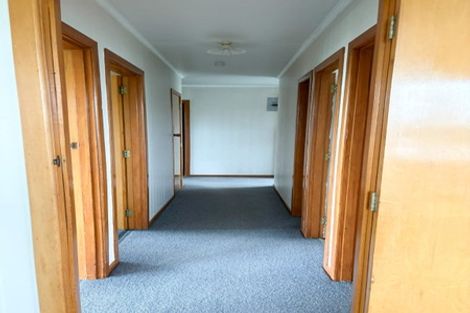 Photo of property in 21 Charlton Road, Gore, 9710