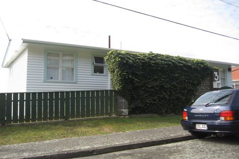 Photo of property in 3 Voltaire Street, Karori, Wellington, 6012