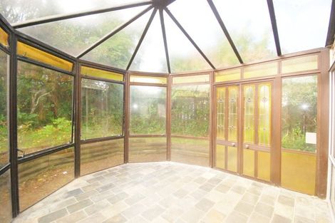 Photo of property in 14 Minaret Drive, Bucklands Beach, Auckland, 2014