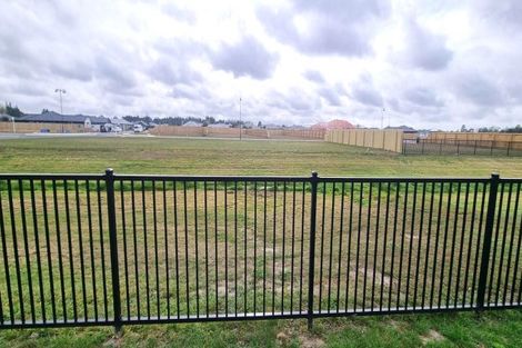 Photo of property in 5 Tauhou Place, Leeston, 7632