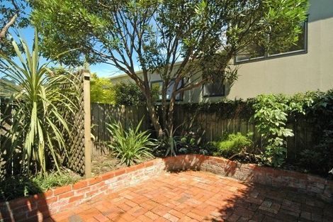 Photo of property in 19 Douglas Street, Mount Cook, Wellington, 6021