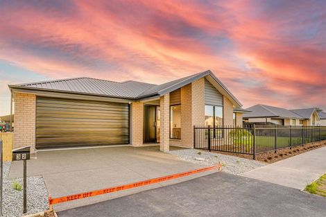 Photo of property in 32 Stationmasters Way, Prebbleton, 7604