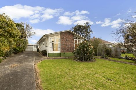 Photo of property in 12 Gardiner Grove, Mangere East, Auckland, 2024