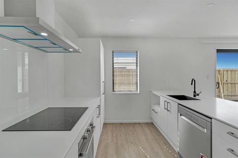 Photo of property in 71 Northmoor Boulevard, Rolleston, 7615