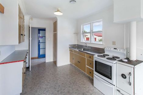 Photo of property in 14 Matai Street, Levin, 5510