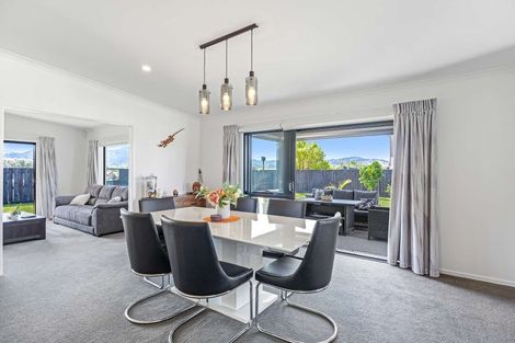 Photo of property in 9 Lady Jocelyn Place, Whitianga, 3510