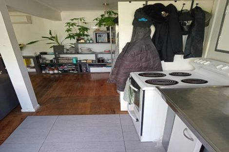 Photo of property in 24f2 Akatea Street, Berhampore, Wellington, 6023