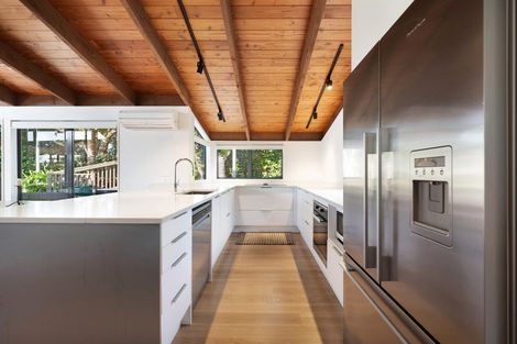 Photo of property in 14 Saint Anne Road, Waipu, 0582