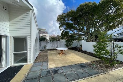 Photo of property in 1/17 Cameron Street, Takapuna, Auckland, 0622