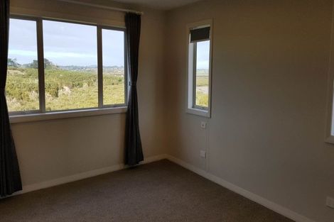 Photo of property in 61 Bayvista Drive, Karaka, Papakura, 2113