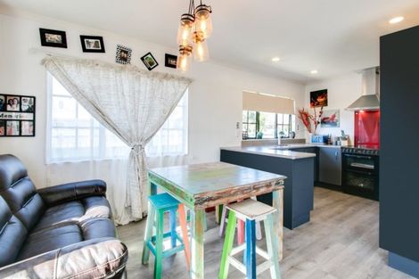 Photo of property in 1/2 Spriggs Crescent, Greenmeadows, Napier, 4112