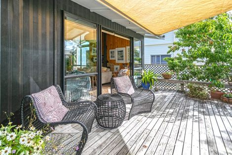 Photo of property in 64 Manaia Road, Tairua, 3508