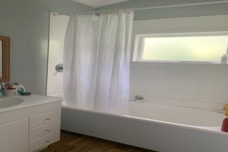 Photo of property in 71 Rolleston Street, Mount Cook, Wellington, 6021