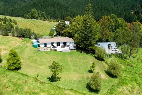 Photo of property in 960 Whangaripo Valley Road, Whangaripo, Wellsford, 0972
