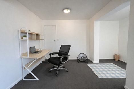 Photo of property in 137 Gossamer Drive, Pakuranga Heights, Auckland, 2010
