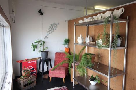 Photo of property in 61 Rimu Street, New Lynn, Auckland, 0600