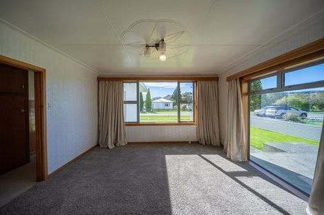 Photo of property in 6 Helena Street, Lumsden, 9730