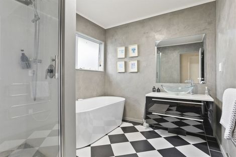Photo of property in 29/24 Eastglen Road, Glen Eden, Auckland, 0602