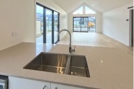 Photo of property in 17 Wooing Tree Avenue, Cromwell, 9310