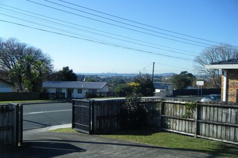 Photo of property in 88 Don Buck Road, Massey, Auckland, 0614