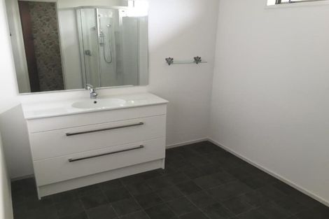Photo of property in 4 Sayers Crescent, Ilam, Christchurch, 8041