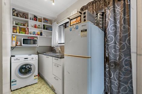 Photo of property in 80 Eugenia Rise, Totara Heights, Auckland, 2105